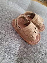 Sandalias para bebé 16 colores, gran oferta, moda de verano, moda de ocio, zuecos de borla de PU