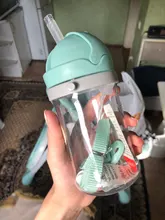 Botella de alimentación de bebé de 250ML, vaso de silicona a prueba de fugas para niños, vasos de paja con dibujos animados, recipientes con mango