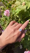 Huitan gran oferta diseño de gota de agua las mujeres anillo de Micro pavimentado de circón de cristal elegante vestido de novia joyería de compromiso anillo para amante