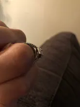 Huitan gran oferta diseño de gota de agua las mujeres anillo de Micro pavimentado de circón de cristal elegante vestido de novia joyería de compromiso anillo para amante