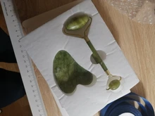 Herramienta para un levantamiento de rostro masajeador de cuarzo rosa de adelgazamiento Natural Jade rodillo masajeador Facial piedra masaje piel belleza conjunto de caja