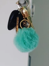 Gran oferta de 23 colores, abalorio mullido de conejo Artificial, bola llavero de pompones para mujer, bolso de coche, llavero, joyería EH343
