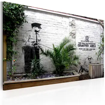 Table-Graffiti area (Banksy)-60x40
Table-Graffiti area (Banksy)-60x40