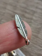 Lote de 20 unidades de accesorios de joyería DIY, 21x6mm, abalorios de hojas de plumas para la fabricación de joyas, colgantes collares, pulseras, Material artesanal