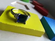 Huitan-anillo cuadrado azul con cuatro garras para mujer, diseño Vintage, Circonia cúbica de lujo, joyería femenina, anillos de boda