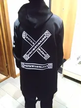 Capa de trinchera con capucha para los hombres de la moda Webbing Primavera Otoño Harajuku Windbreaker Overcoat Hombre Casual Outwear Hip Hop Hombres Chaqueta