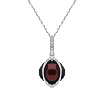 Silver Pendant with cubic zirconia and Garnet sunlight sample 925 
Silver Pendant with cubic zirconia and Garnet sunlight sample 925