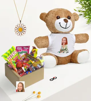 Personalized Women 'S Graphic Designer Caricature Of Nostalgic Lezzetler Plush Teddy Bear Daisy Necklace Gift set
Personalized Women 'S Graphic Designer Caricature Of Nostalgic Lezzetler Plush Teddy Bear Daisy Necklace Gift set