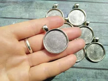 10 unids/lote 25mm tamaño interior 10 colores plateado patrón clásico serie ajuste 25mm cabujón Base de cristal configuración bandeja; Promoción con pérdida de dinero