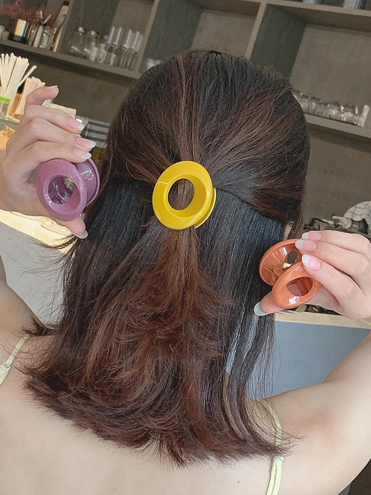 Ins Popular Morandi Color Grasps Clip Middle Contracted Bathtub Hair Clip Girls Lovely Hair Claw Hair Accessories
Ins Popular Morandi Color Grasps Clip Middle Contracted Bathtub Hair Clip Girls Lovely Hair Claw Hair Accessories