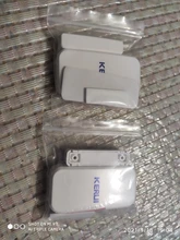 Kerui-Sensor magnético inalámbrico para ventana y puerta, dispositivo de detención D025 con frecuencia de 433MHz, teclado táctil, apto para sistema de alarma de seguridad para el hogar, 2 unidades