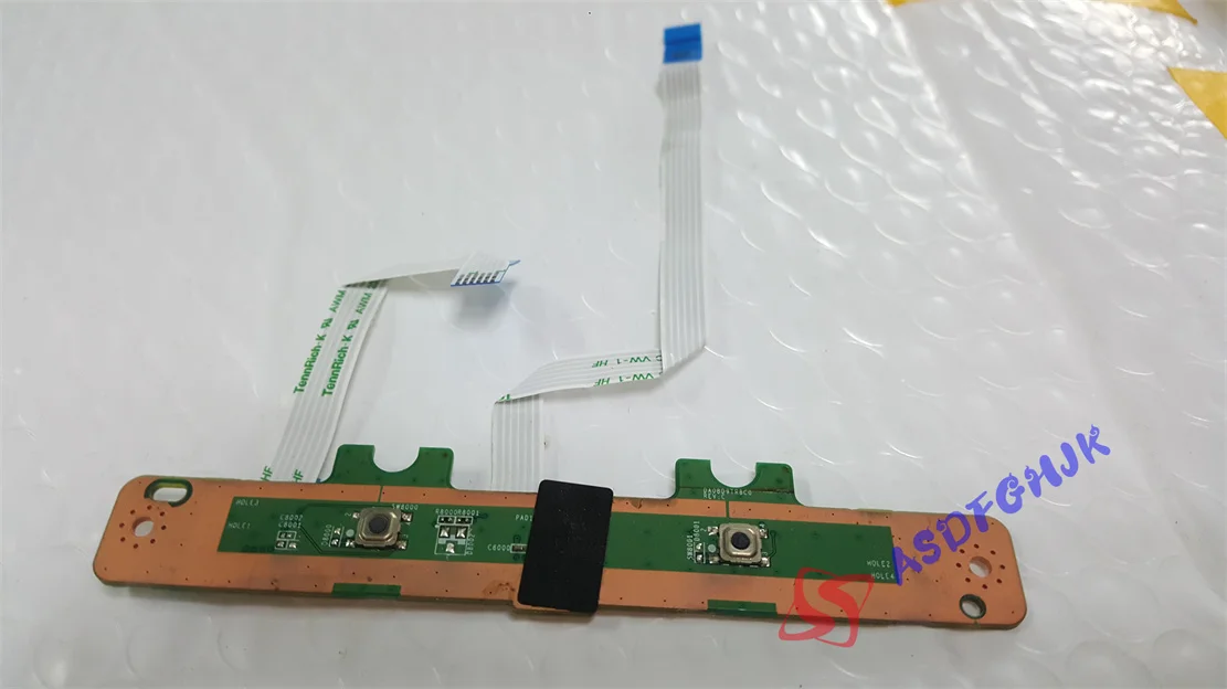 Used Genuine DA0BD9TR8CC FOR Toshiba Satellite C70-A C70D-A C75-A Touchpad Mouse BOARD WITH CABLE Free Shipping
Used Genuine DA0BD9TR8CC FOR Toshiba Satellite C70-A C70D-A C75-A Touchpad Mouse BOARD WITH CABLE Free Shipping