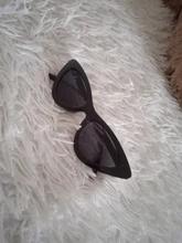 Moda lindo Sexy señoras ojo de gato gafas de sol de las mujeres Vintage Retro pequeño Triangular Cateye gafas Mujer al aire libre gafas