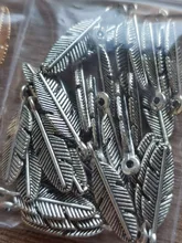 Lote de 20 unidades de accesorios de joyería DIY, 21x6mm, abalorios de hojas de plumas para la fabricación de joyas, colgantes collares, pulseras, Material artesanal