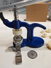 Caja de reloj con 12 troqueles de cristal, prensa de tornillo, herramienta de reparación, gran oferta, 2020