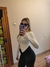 Top corto acanalado con cremallera frontal para mujer, camisetas de punto ajustadas de manga larga con cuello de pico y cremallera de Color sólido para otoño