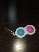 92 Color Simple Dimple Fidget juguete Pops-pequeño alivio de estrés llavero colgante empujar burbujas autismo Necesidades Especiales juguetes para niños adultos