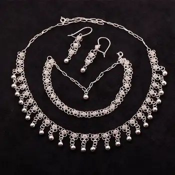 Local Discharge Cilantro Filigree Silver Set 1506Hand Made Silver Jewellery Set
Local Discharge Cilantro Filigree Silver Set 1506Hand Made Silver Jewellery Set