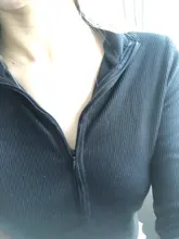 Camiseta de punto de cuello alto para mujer, suéter informal de manga larga con cremallera, tops elásticos cortos Harajuku, novedad de 2020