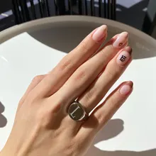 Anillo de acero inoxidable personalizado para mujer, sello de letra con parte superior redonda gruesa, Punk, joyería de moda