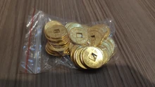 50 unids/set fortuna y tesoro dinero moneda agujero cuadrado Chip moneda galjanoplastia de la aleación de dragón y Phoenix para accesorios para juegos de mesa