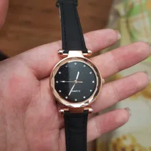 Reloj de pulsera con diamantes de imitación para mujer, accesorio romántico con cielo estrellado, de cuero, a la moda