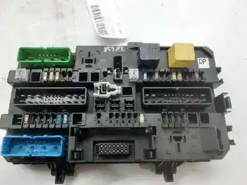 5DK00866931 RELES box/fuses OPEL ASTRA H Saloon
5DK00866931 RELES box/fuses OPEL ASTRA H Saloon