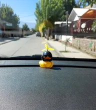 Decoración de pato amarillo pequeño para bicicleta de montaña, embellecedor de bicicleta de carretera con tira de luz fija, casco de manillar de motocicleta, viento roto