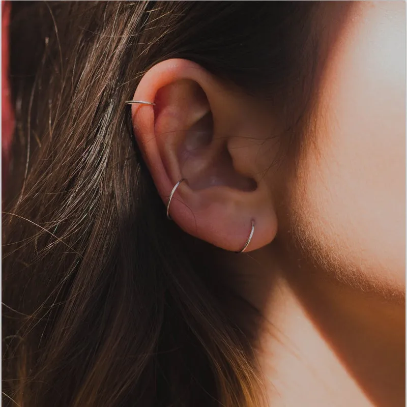 2019 Real Earrings Little Cartilage 925 Sterling Hoop Earrings Gold color Filled Thin Hoops Helix Piercing Ear Cuff Jewelry
2019 Real Earrings Little Cartilage 925 Sterling Hoop Earrings Gold color Filled Thin Hoops Helix Piercing Ear Cuff Jewelry