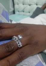 Conjunto de anillos de boda elegantes para mujer, joyería de compromiso de Color plateado con brillante intenso, anillo de circón para mujer, 2 uds.