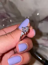 Huitan-Anillo de boda con corte cuadrado de circonia cúbica, ajuste de Color dorado, anillos de compromiso de moda para mujer, el mejor regalo de Navidad