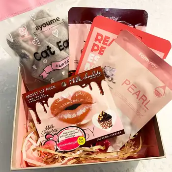 Set "charm" bandage-ears, three fabric masks, mask-patch for lips
Set "charm" bandage-ears, three fabric masks, mask-patch for lips