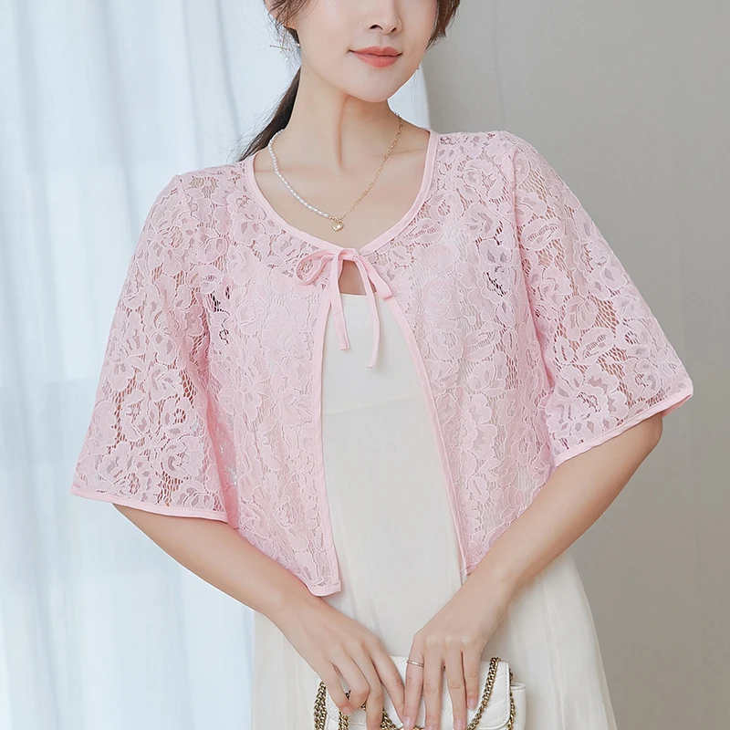 White Black Pink Floral Lace Women Bolero Female Wedding Wrap Half Sleeve Open Front Sheer Shrug Shawl Bridal Cardigan Tops Coat
White Black Pink Floral Lace Women Bolero Female Wedding Wrap Half Sleeve Open Front Sheer Shrug Shawl Bridal Cardigan Tops Coat