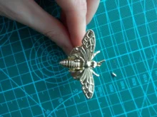 Cierre de Metal con forma de abeja para bolso de bricolaje, bolso de hombro, monedero, 2 colores