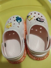 Sandalias con agujeros para niños y niñas, zapatos de playa para interiores, antideslizantes, de fondo suave, novedad de 2020