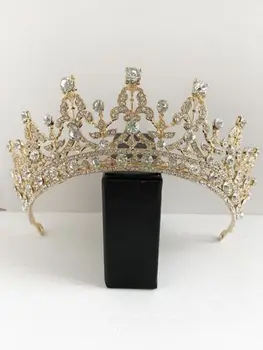 Women tiara emberens 4791 with clear crystals of different shape new shipping from Russia российское production
Women tiara emberens 4791 with clear crystals of different shape new shipping from Russia российское production