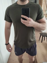 Camiseta de correr de malla para hombre, camisetas deportivas de cuello redondo, camiseta de entrenamiento de gimnasia de manga corta ejercicio, camisetas deportivas transpirables