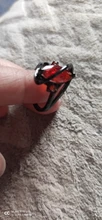 Anillo Vintage de piedra cristalina roja para mujer, sortija de boda clásica de oro negro de 14KT para mujer, sortija de compromiso de hoja de Zircón de lujo para novia