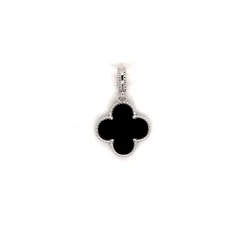 Gold pendant 585 silver with stones: Onyx. Four-leaf clover, woman's, jewelry, van cleef, necklace, pendants for neck women.
Gold pendant 585 silver with stones: Onyx. Four-leaf clover, woman's, jewelry, van cleef, necklace, pendants for neck women.