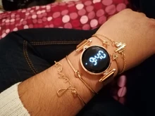 5 unids/set las mujeres de lujo reloj de pulsera de Oro de las señoras Digital de cuarzo LED Wriswatch de deporte de las mujeres reloj de mujer reloj femenino
