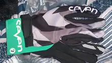 Guantes de carreras MX de 6 colores para hombre y mujer, Guantes finos para ciclismo, deportes al aire libre, Moto, verano, 2020