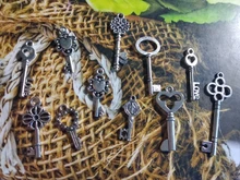 10 Uds. De colgantes de Metal Vintage con dos colores variados para fabricación de joyería Diy, joyería hecha a mano