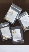 ROXI 1PC 26 letras en inglés de oreja Piercing pendiente de Plata de Ley 925 inicial oído hebilla pendientes de aro para la joyería de las mujeres