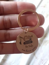 LLavero de FLYANGEL con excavadora grabada, Daddy Be Safe We Love You, llavero para padre, etiqueta para llave, joyería para trabajadores de la construcción, regalos