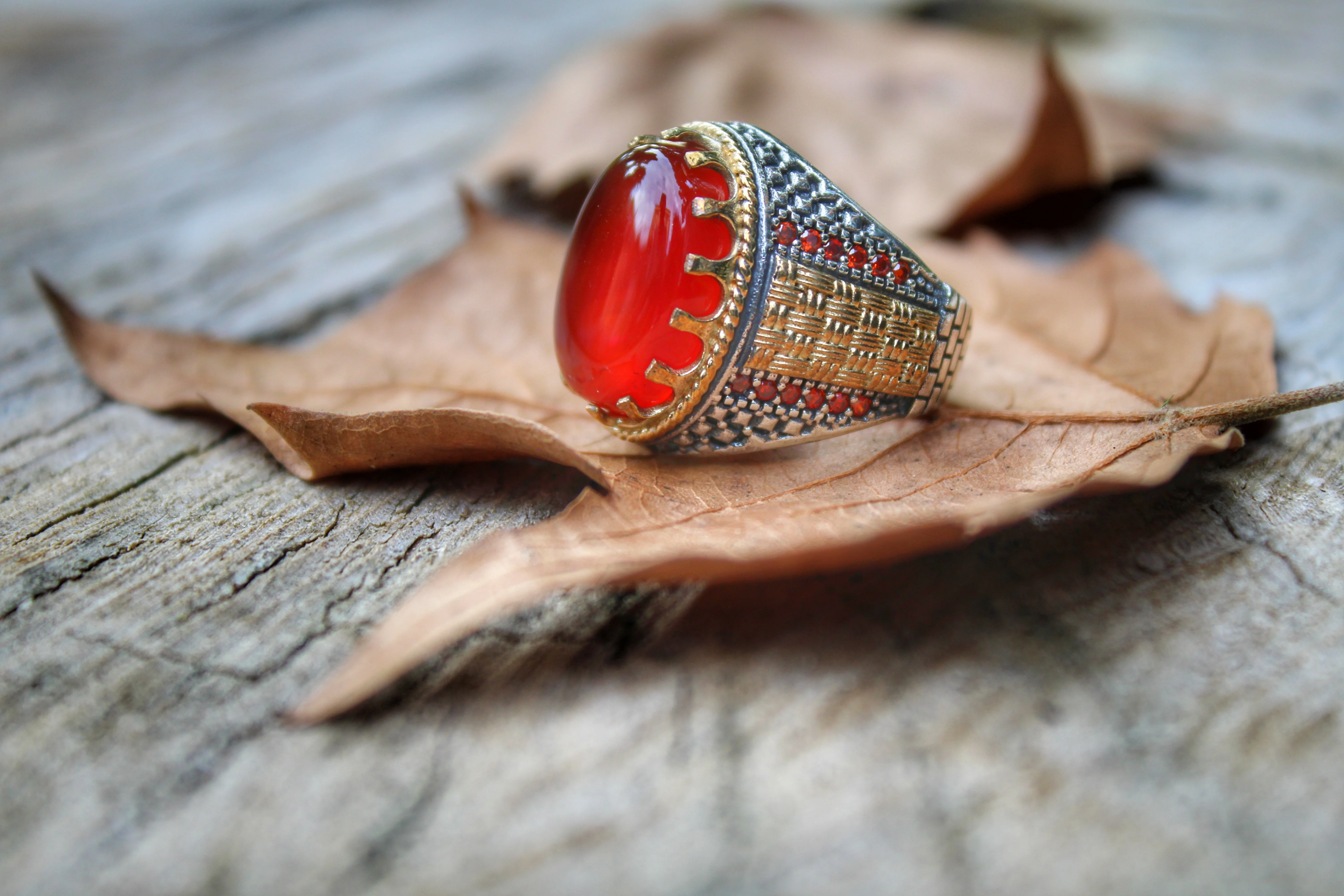 Real Pure 925 Sterling silver ring real agate stone hand made made in turkey luxury and trendy model vintage style new model
Real Pure 925 Sterling silver ring real agate stone hand made made in turkey luxury and trendy model vintage style new model