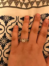 Encanto repleto de circonita anillo de compromiso de cristal de las señoras de moda anillo de nuevo 2020