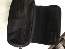 Estuche de maquillaje con asa para mujer, bolsa de lápices de Anime japonés Attack on Titan Tokyo Ghoul para niños