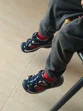 ULKNN-Sandalias antideslizantes de punta cerrada para niños, chanclas suaves de verano, sandalias semicerradas 8, para jóvenes estudiantes de 9 a 12 años