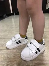 Zapatillas de deporte para niños y niñas, zapatos antideslizantes de fondo suave, cómodos, planos e informales, color blanco