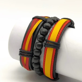 Spain flag man bracelet, 3 units, an original design.
Spain flag man bracelet, 3 units, an original design.